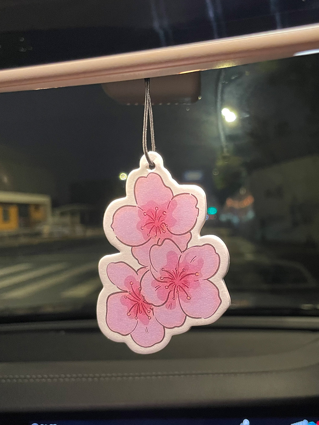 Sakura/Freesia Pewangi Mobil S - Perfume And Fragrance Are Same ulasan dan harga