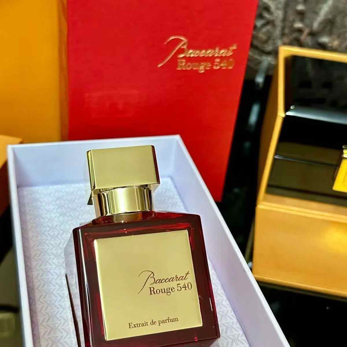 Parfum Baccarat 540 essence ad - Amber Musk Oil ulasan dan harga